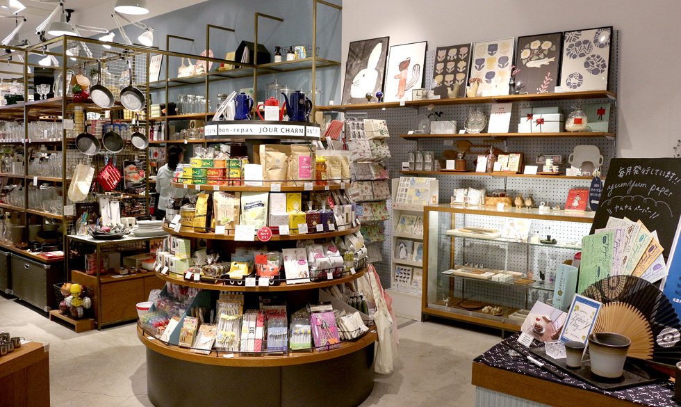 武蔵小杉の雑貨屋さん17選 駅ビル内の人気店やギフトショップも Shiori 武蔵小杉の雑貨屋さん17選 駅ビル内の人気店やギフトショップも Shiori